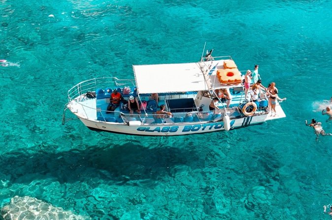 Small group — a maximum of 16 guests